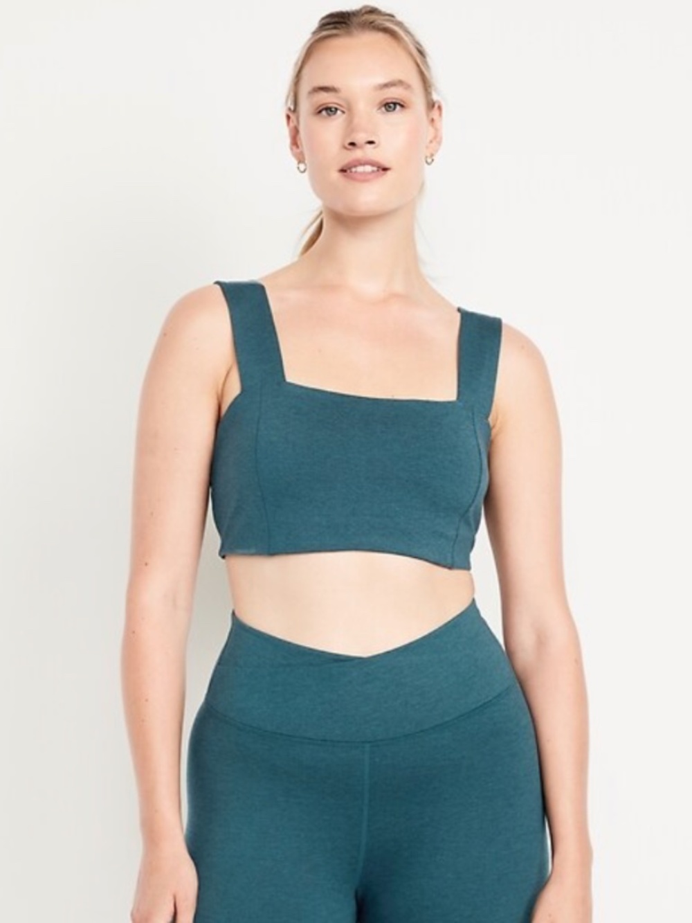 Old Navy CloudComfy Bandeau Sports Bra Size M NWOT